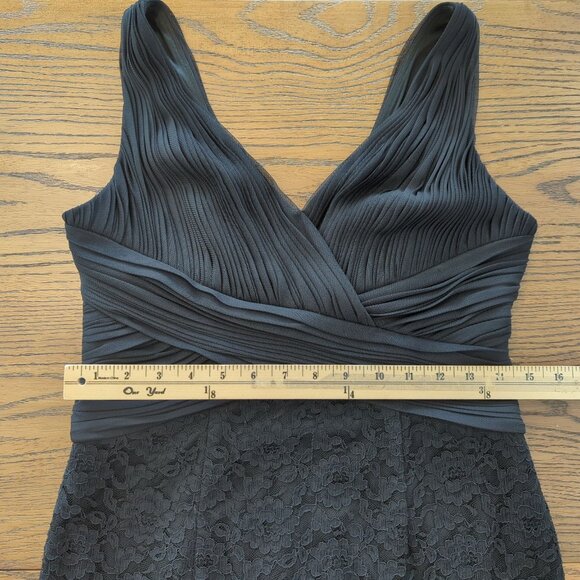 NERO Black Sleeveless Lace Cocktail Dress With Pleated Bodice & V-Neckline Sz 6‎ - Picture 16 of 16